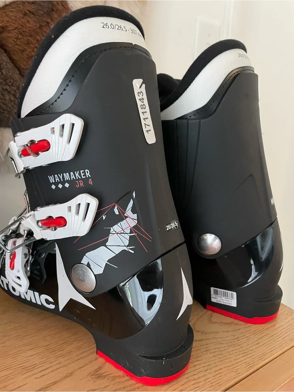 NWT Waymaker Atomic Jr Ski Boots size 26/26.5